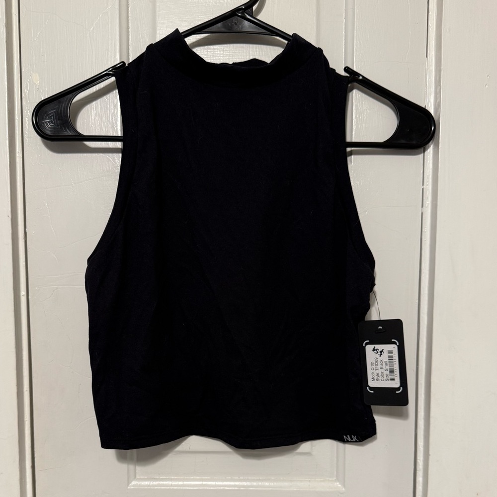 NUX mock crop top